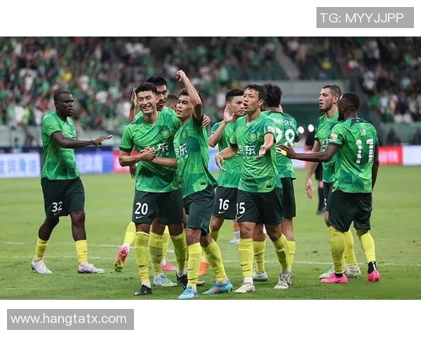 国安主场迎战大连一方争夺三分力争巩固联赛排名提升士气 国安主场迎战大连一方争夺三分力争巩固联赛排名提升士气