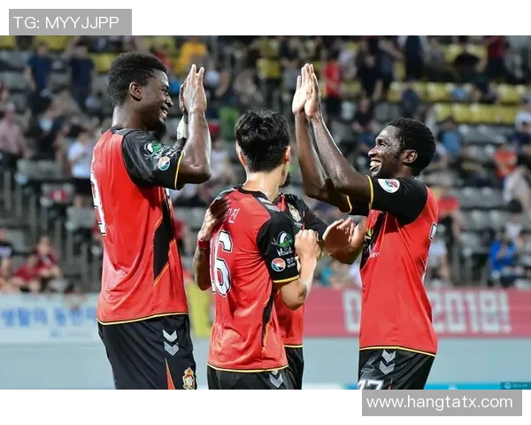 庆南队与全南天龙队激战正酣谁能在这场对决中笑到最后